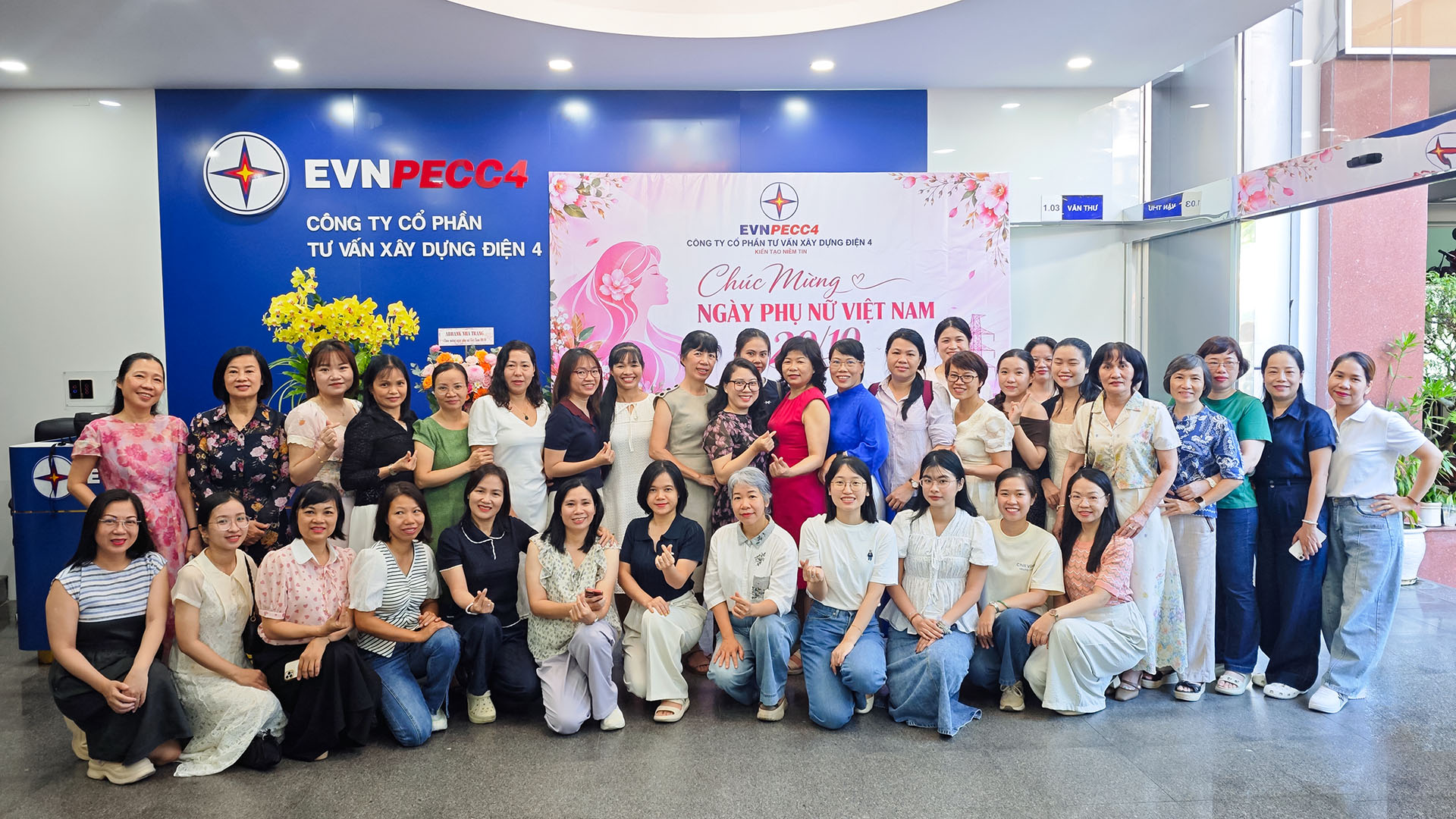 Rạng ngời sắc hồng PECC4: Ấm áp và tràn đầy cảm hứng ngày Phụ nữ Việt Nam 20/10